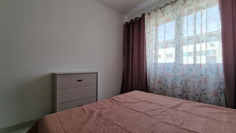 Militari Residence, 2 camere, decomandat, mobilat si utilat, prima inchiriere