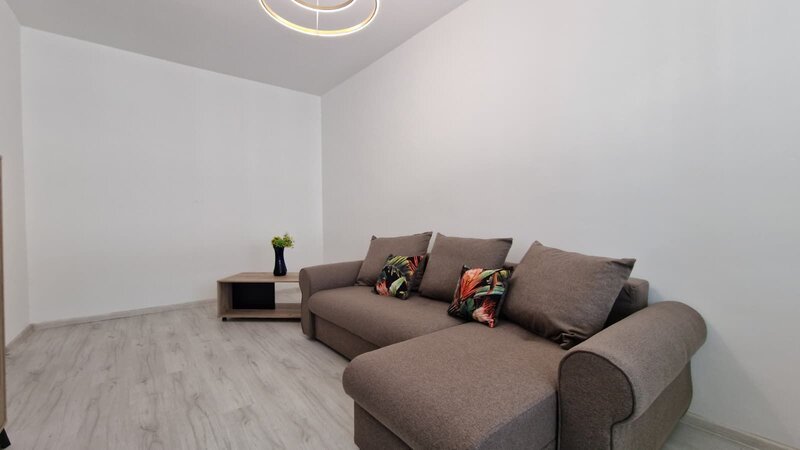Militari Residence, 2 camere, decomandat, mobilat si utilat, prima inchiriere